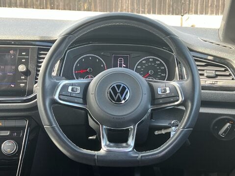 Volkswagen T-Roc BLACK EDITION TSI 34