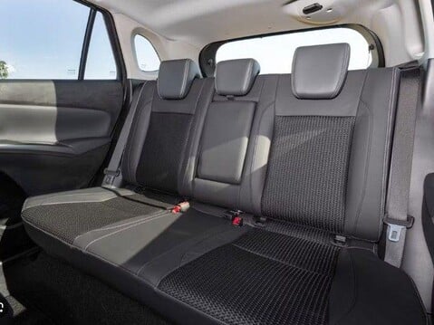 Suzuki Vitara 1.4 BoosterJet Hybrid ULTRA 6