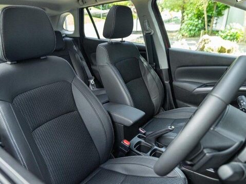 Suzuki Vitara 1.4 BoosterJet Hybrid ULTRA 4