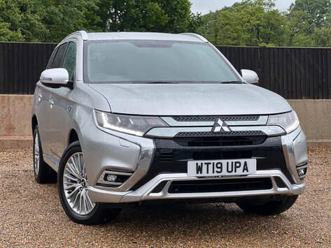 Mitsubishi Outlander PHEV 4H