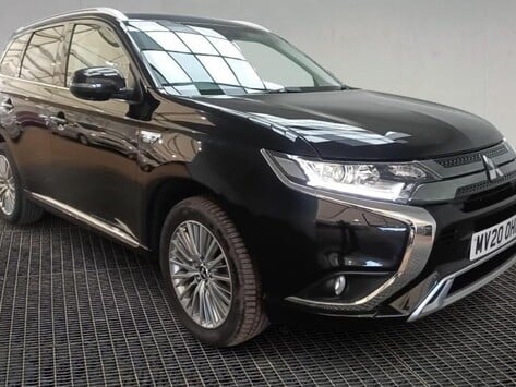 Mitsubishi Outlander PHEV DESIGN