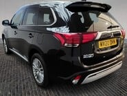 Mitsubishi Outlander PHEV DESIGN 2