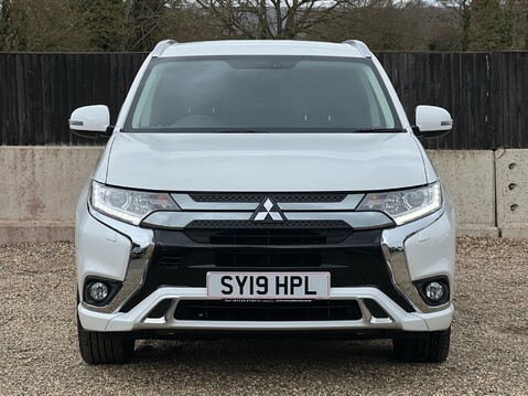 Mitsubishi Outlander PHEV JURO 7
