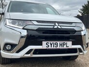 Mitsubishi Outlander PHEV JURO 16