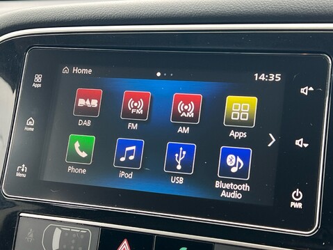 Mitsubishi Outlander PHEV JURO 18