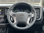 Mitsubishi Outlander PHEV JURO 32