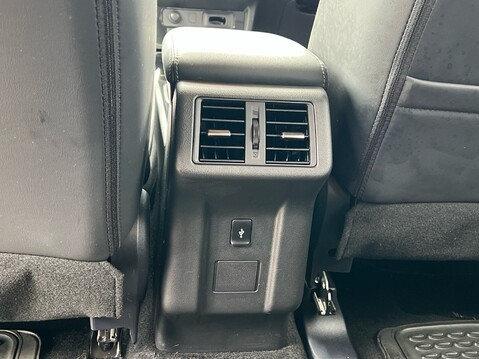 Mitsubishi Outlander PHEV JURO 34