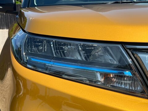 Suzuki Vitara SZ5 ALLGRIP MHEV 14