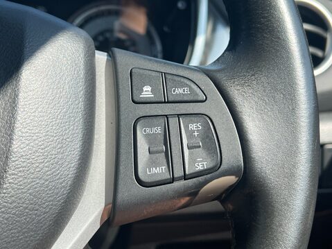 Suzuki Vitara SZ5 ALLGRIP MHEV 29