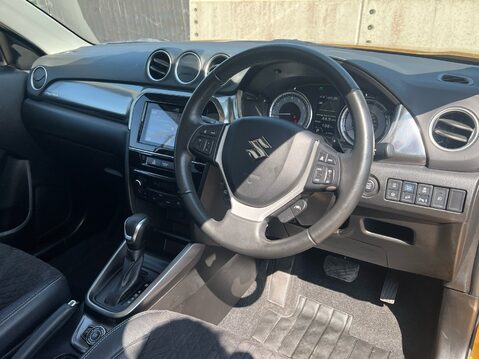 Suzuki Vitara SZ5 ALLGRIP MHEV 33