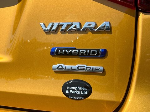 Suzuki Vitara SZ5 ALLGRIP MHEV 38
