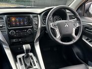 Mitsubishi Shogun Sport DI-D 3 17