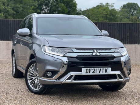 Mitsubishi Outlander PHEV DYNAMIC