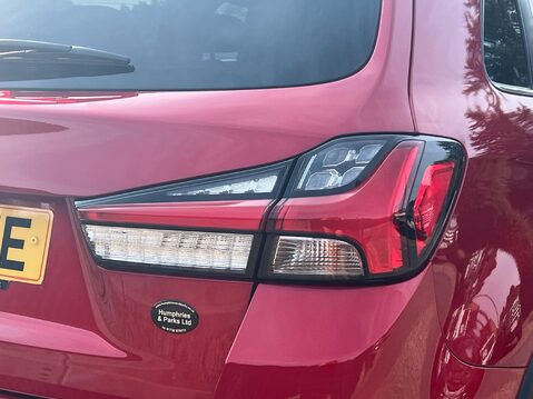 Mitsubishi Asx EXCEED 15