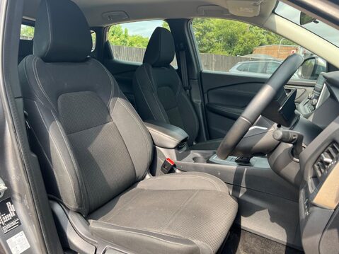 Nissan Qashqai DIG-T ACENTA PREMIUM DCT MHEV 3