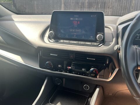Nissan Qashqai DIG-T ACENTA PREMIUM DCT MHEV 12