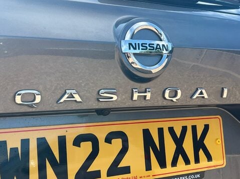 Nissan Qashqai DIG-T ACENTA PREMIUM DCT MHEV 36