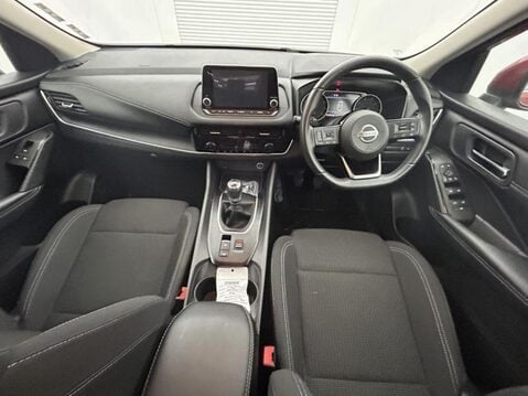 Nissan Qashqai DIG-T ACENTA PREMIUM MHEV 3
