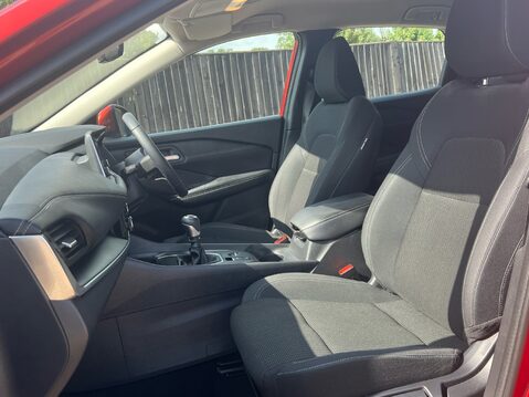 Nissan Qashqai DIG-T ACENTA PREMIUM MHEV 3