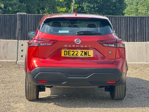 Nissan Qashqai DIG-T ACENTA PREMIUM MHEV 8