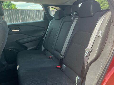 Nissan Qashqai DIG-T ACENTA PREMIUM MHEV 9