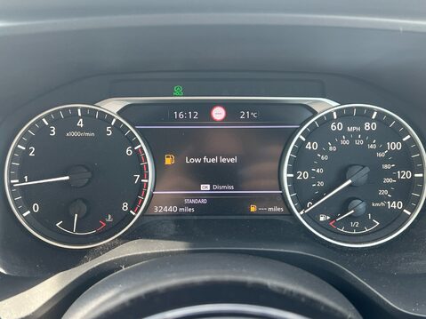 Nissan Qashqai DIG-T ACENTA PREMIUM MHEV 11
