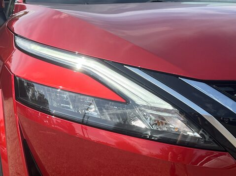 Nissan Qashqai DIG-T ACENTA PREMIUM MHEV 14