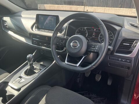 Nissan Qashqai DIG-T ACENTA PREMIUM MHEV 31