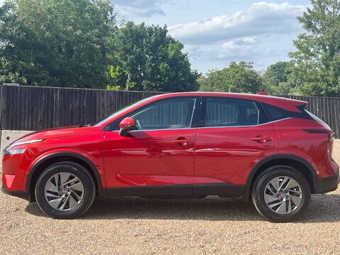 Nissan Qashqai DIG-T ACENTA PREMIUM MHEV 6