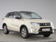 Suzuki Vitara SZ-T MHEV 1