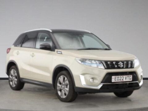 Suzuki Vitara SZ-T MHEV 1