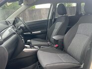 Suzuki Vitara SZ-T MHEV 3