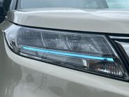 Suzuki Vitara SZ-T MHEV 14