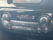 Suzuki Vitara SZ-T MHEV 23