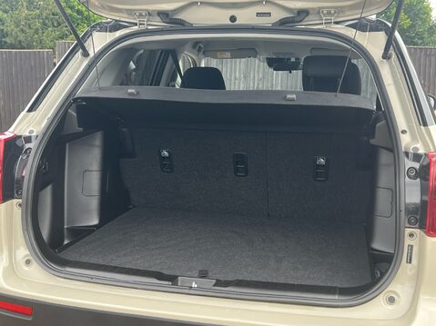 Suzuki Vitara SZ-T MHEV 35