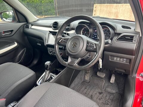 Suzuki Swift SZ-T DUALJET MHEV 5