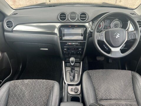 Suzuki Vitara SZ5 ALLGRIP MHEV 10