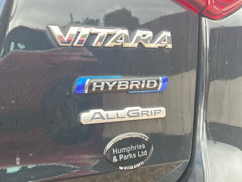 Suzuki Vitara SZ5 ALLGRIP MHEV 37