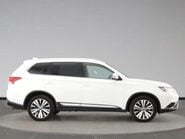 Mitsubishi Outlander EXCEED 4