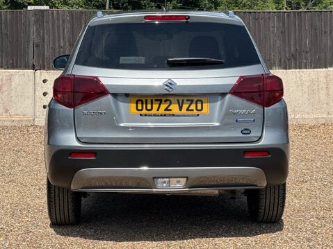 Suzuki Vitara SZ-T BOOSTERJET MHEV 8