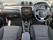 Suzuki Vitara SZ-T BOOSTERJET MHEV 10