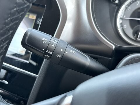 Suzuki Vitara SZ-T BOOSTERJET MHEV 24