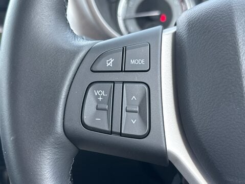 Suzuki Vitara SZ-T BOOSTERJET MHEV 27