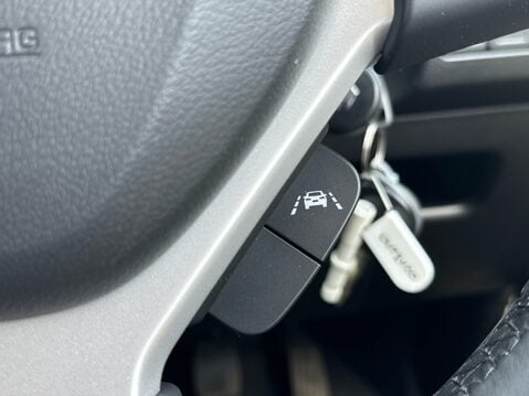 Suzuki Vitara SZ-T BOOSTERJET MHEV 29