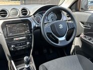 Suzuki Vitara SZ-T BOOSTERJET MHEV 37