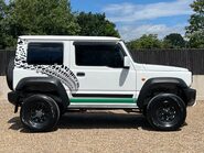Suzuki Jimny SZ4 5