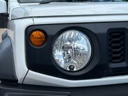 Suzuki Jimny SZ4 14
