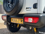 Suzuki Jimny SZ4 16