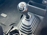 Suzuki Jimny SZ4 21