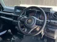 Suzuki Jimny SZ4 27